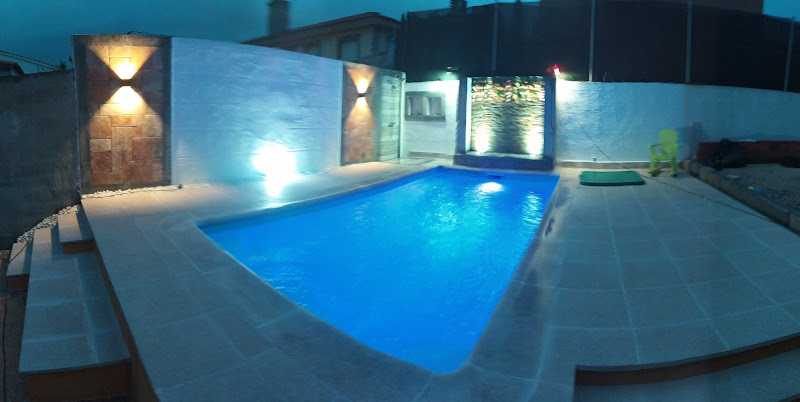 Fotografia tomada fuera de Escudero Parro - Proveedor de materiales de construcción en Calalberche, Toledo