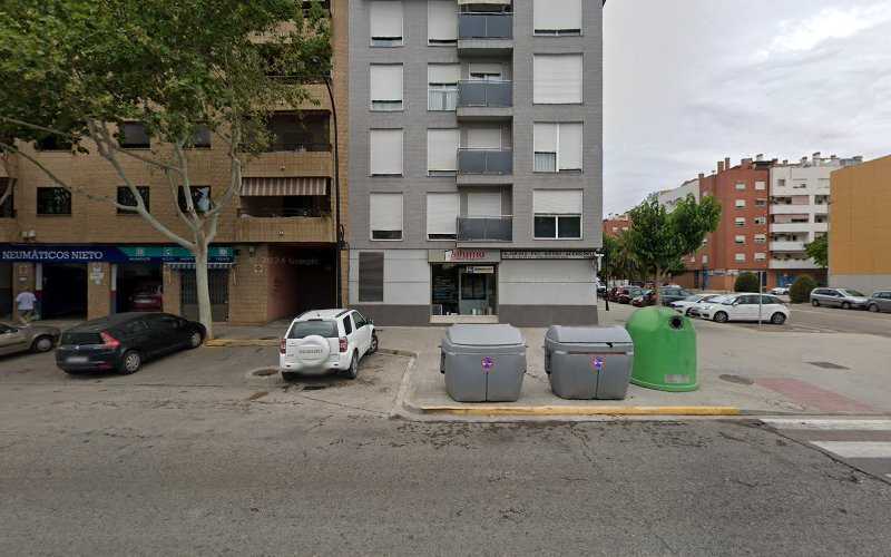 Fotografia tomada fuera de ALUMA - Almerich Carpinteria Metálica S L - Carpintería metálica y de aluminio en Aldaia, Valencia