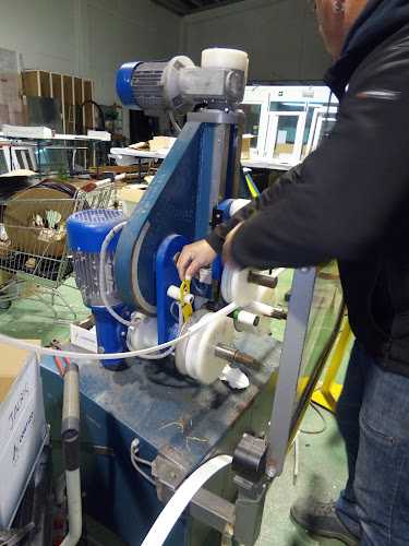 Fotografia tomada fuera de Carpintería de Aluminio Jacris, SL - Carpintería metálica y de aluminio en Alaior, Baleares