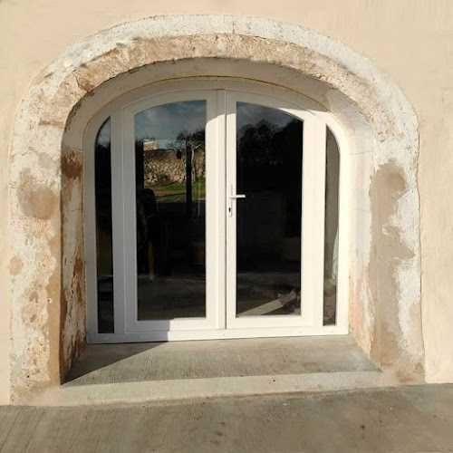 Fotografia tomada fuera de Excel Menorca - Carpintería metálica y de aluminio en Alaior, Baleares