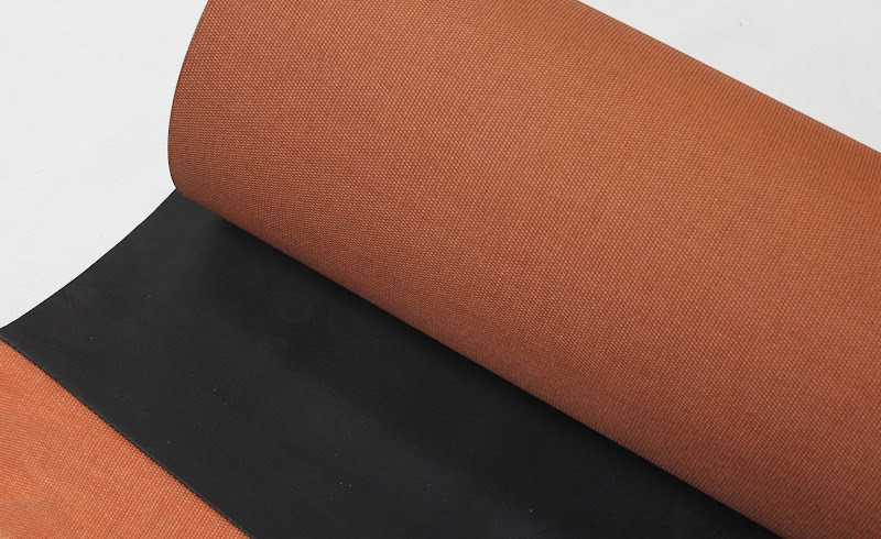 Fotografia tomada fuera de Madera y Goma - Magombelt - Magomgrip - Proveedor de productos de caucho en Aoiz, Navarra