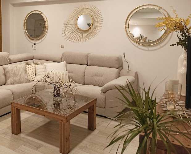 Fotografia tomada fuera de ASUNEMA, Tienda de Muebles, Colchonería y Decoración. - Tienda de muebles en Adamuz, Córdoba