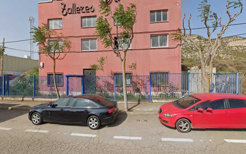 Fotografia tomada fuera de METALISTERÍA ZUERA S.L. - Taller de metalurgia en Zuera, Zaragoza