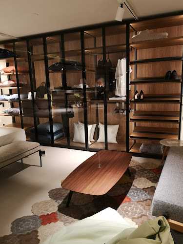 Fotografia tomada fuera de La Oca - Tienda de muebles en Madrid, Madrid