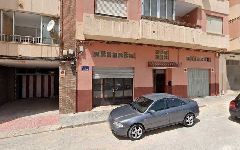 Fotografia tomada fuera de Carpintería Espinosa - Carpintería metálica y de aluminio en Villena, Alicante