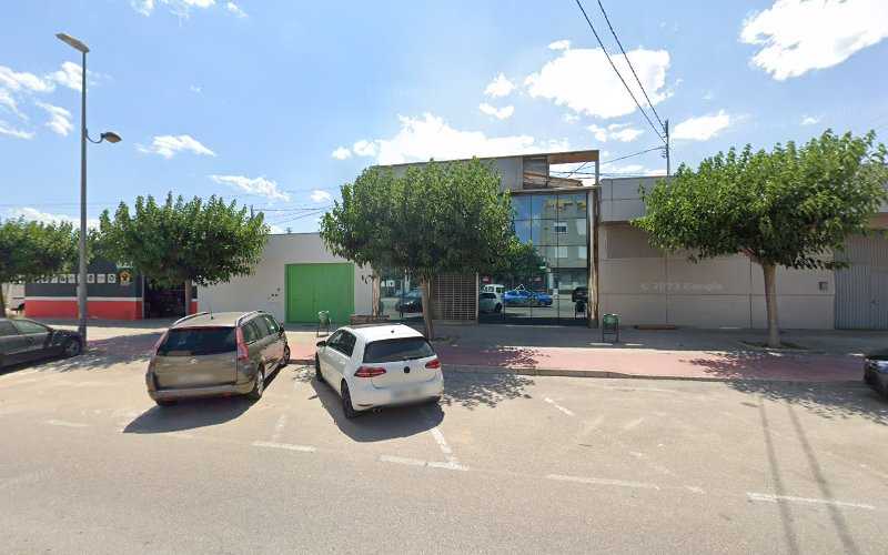 Fotografia tomada fuera de Lorenma - Metal·listeria en Villena, Alicante