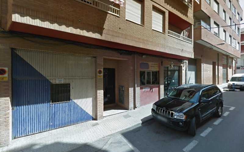 Fotografia tomada fuera de Metálicas Maren - Carpintería metálica y de aluminio en Villena, Alicante