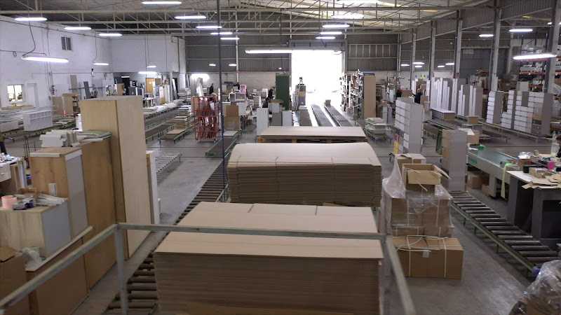 Fotografia tomada fuera de Tegar - daily life furniture - Carpintería en La Sénia, Tarragona