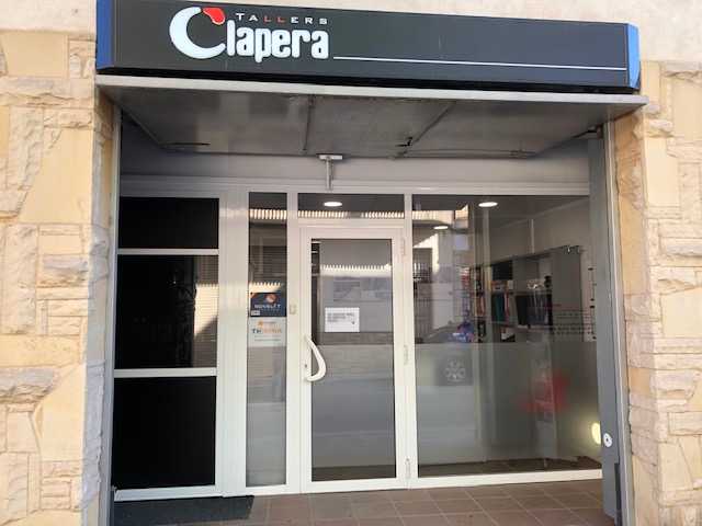 Fotografia tomada fuera de Talleres Clapera - Metal·listeria en Igualada, Barcelona