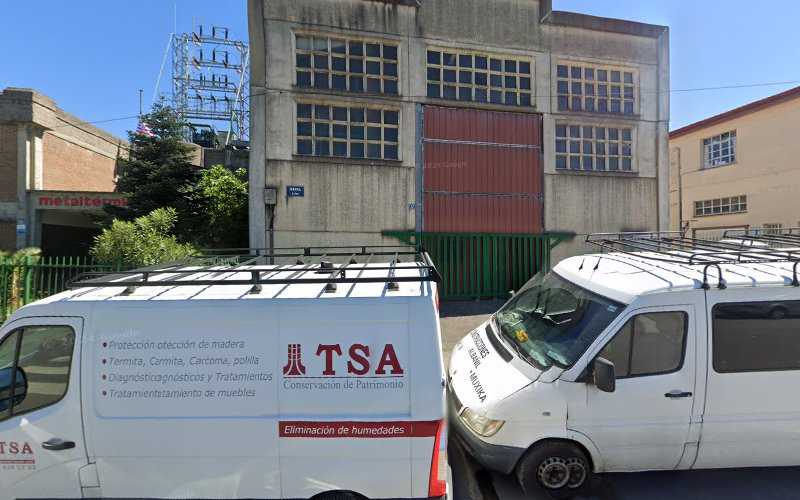 Fotografia tomada fuera de Lau Prest - Carpintería metálica y de aluminio en Guernica, Vizcaya
