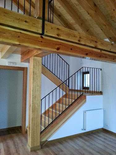 Fotografia tomada fuera de Carpinteria Arazuri - Carpintero en Arazuri, Navarra