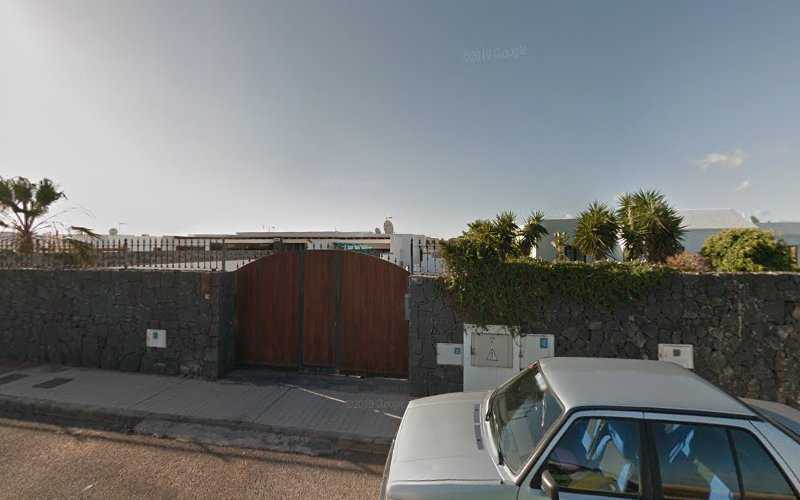 Fotografia tomada fuera de MULTISERVICE PLAYA BLANCA - Cerrajero en Playa Blanca, Las Palmas