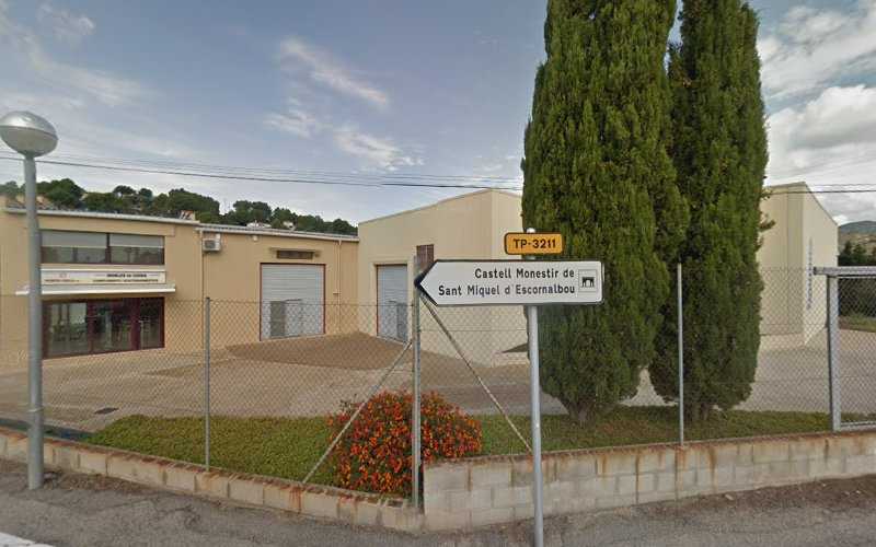 Fotografia tomada fuera de Puerto i Nolla - Tienda de armarios en Riudecanyes, Tarragona
