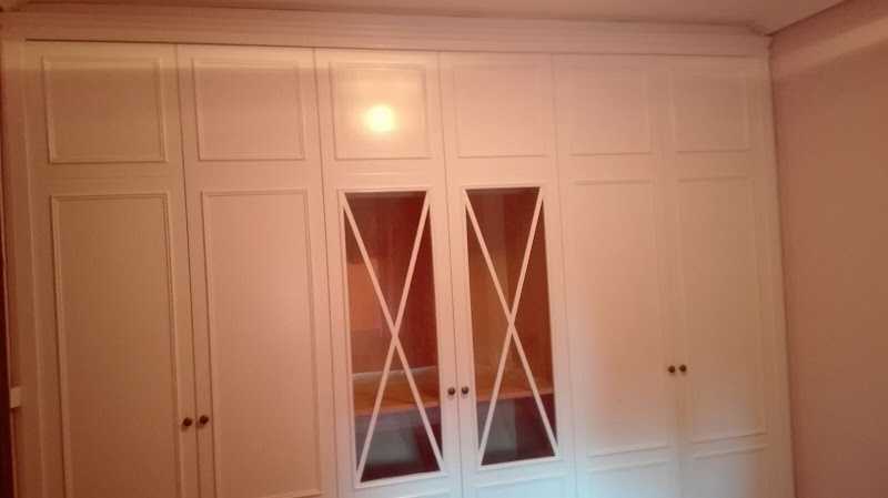 Fotografia tomada fuera de Reformas Saype - Carpintería en Rafelbunyol, Valencia