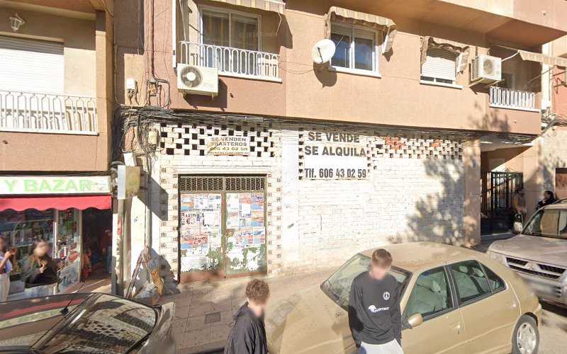 Fotografia tomada fuera de Barbalum Unipersonal - Carpintería metálica y de aluminio en Puertollano, Ciudad Real