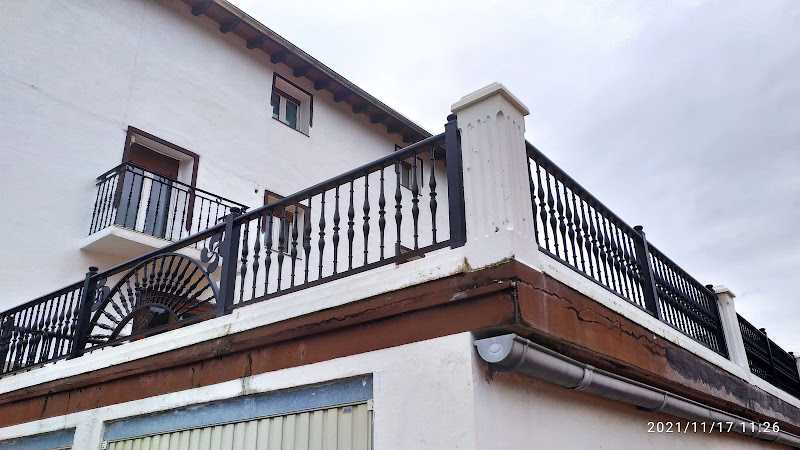 Fotografia tomada fuera de ALUPORTU SL - Carpintería metálica y de aluminio en Portugalete, Vizcaya