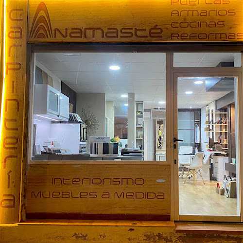 Fotografia tomada fuera de Puertas y Armarios Namasté - Carpintería en Paracuellos de Jarama, Madrid