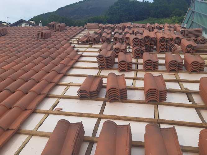 Fotografia tomada fuera de Juanotena Zurgina - Carpintero en Doneztebe, Navarra