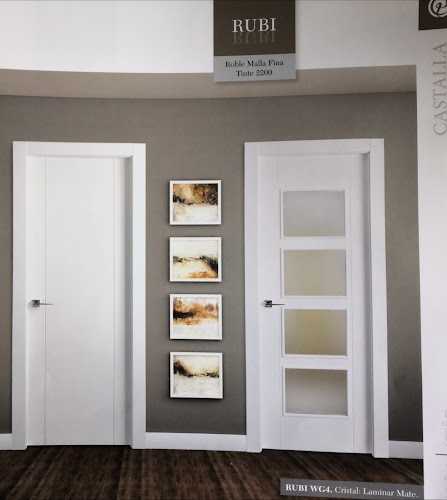 Fotografia tomada fuera de José Torres Benito - Tienda de armarios en Hoyos, Cáceres