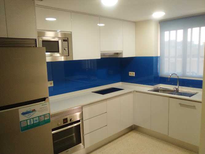 Fotografia tomada fuera de Mobles Dimestre - Fábrica de muebles en Beniflá, Valencia