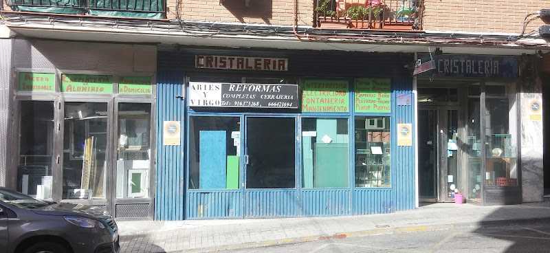 Fotografia tomada fuera de Carpintería De Aluminio - Tienda de armarios en Las Rozas de Madrid, Madrid