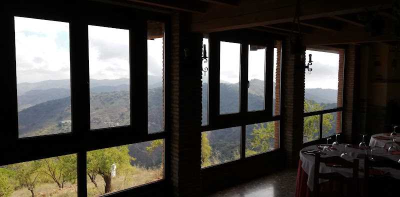 Fotografia tomada fuera de Federico Heredia - Carpintería metálica y de aluminio en Benamargosa, Málaga