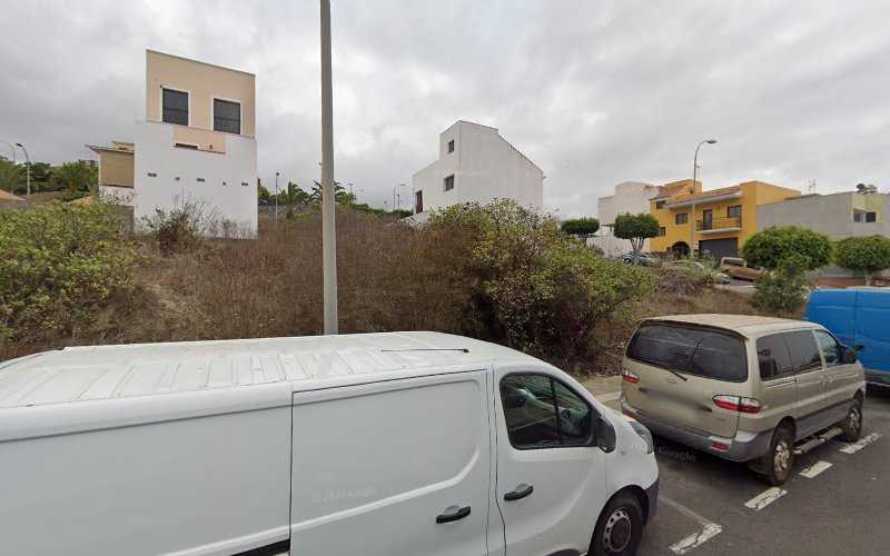 Fotografia tomada fuera de Parquets Foix - Servicio de instalación de suelos de madera en La Guancha, Santa Cruz de Tenerife