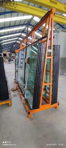 Fotografia tomada fuera de BCM Carpintería Metálica - Carpintería metálica y de aluminio en Colilla (La), Ávila