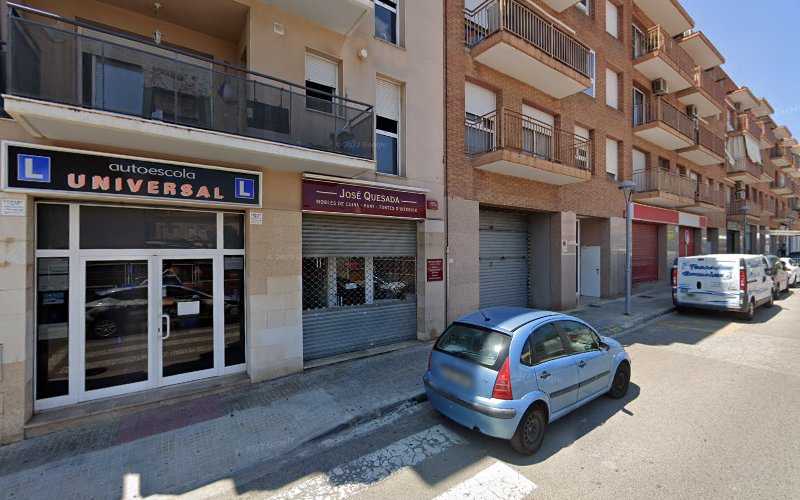 Fotografia tomada fuera de José Quesada - Botiga de mobiliari de cuina en La Canonja, Tarragona