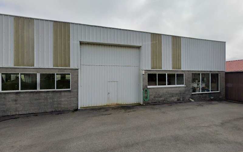 Fotografia tomada fuera de Carpintería metálica Cano - Carpintería metálica y de aluminio en Bodenaya, Asturias