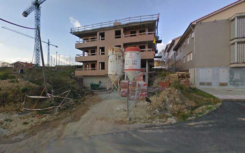 Fotografia tomada fuera de Asturiana de Cubiertas y Estructuras S.L. - Empresa de instalación de cubiertas en Soto del Barco, Asturias