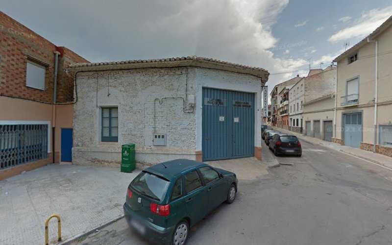 Fotografia tomada fuera de Francisco Vela S L - Carpintería en Hellín, Albacete