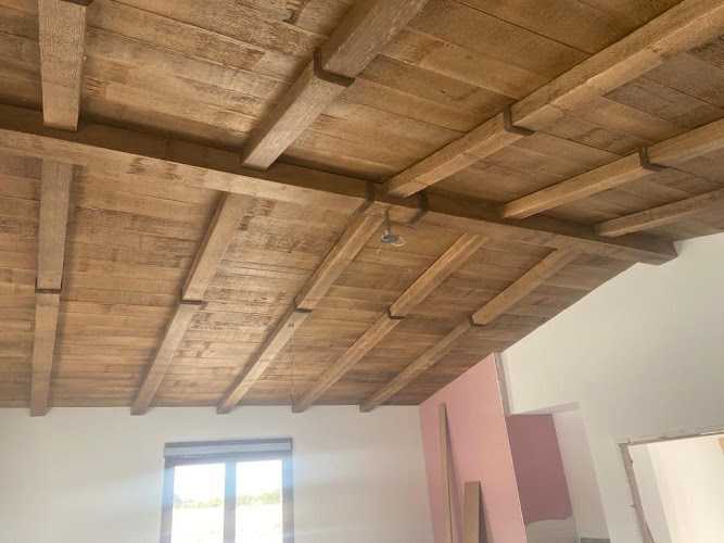 Fotografia tomada fuera de Época-Decor - Tienda de bricolaje en Griñón, Madrid