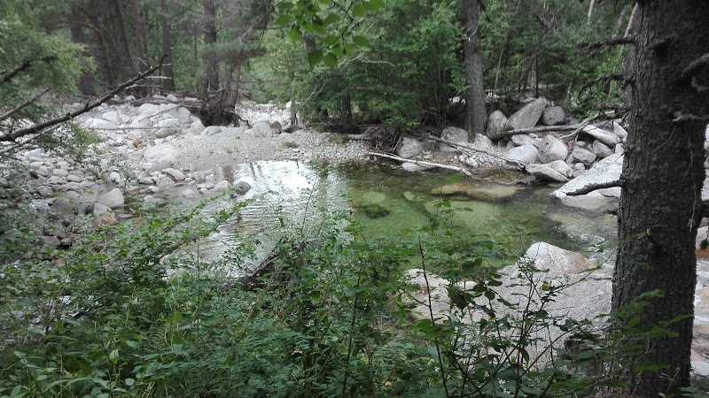 Fotografia tomada fuera de Tc Arán Covering S L - Carpintero en Betren, Lérida