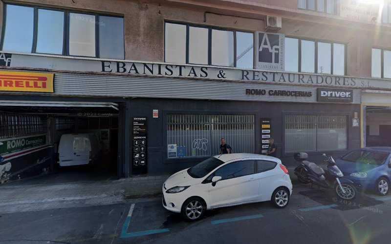 Fotografia tomada fuera de Ebanistería Ricardo Bilbao-Goyoaga S L - Tienda de muebles en Leioa, Vizcaya