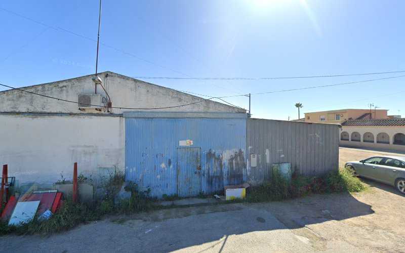 Fotografia tomada fuera de Cerrajería Guadalqueña S.L. - Carpintería metálica y de aluminio en Jerez de la Frontera, Cádiz