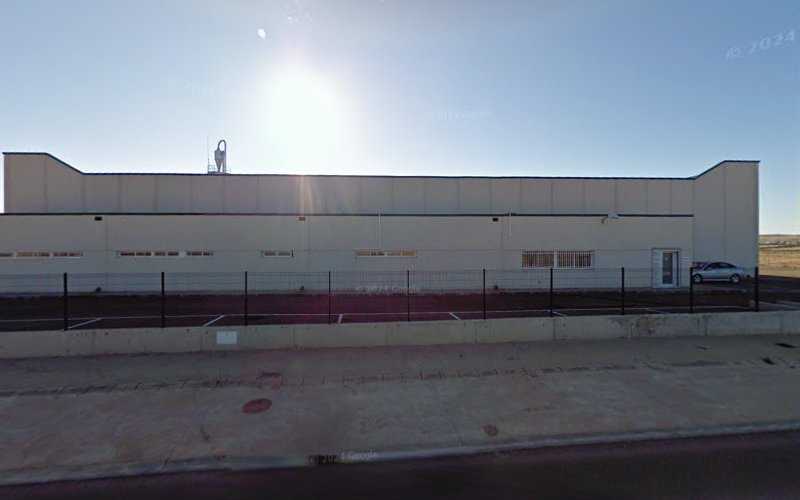 Fotografia tomada fuera de Industrial Moldurera Juan José Latorre S.L. - Empresa maderera en Lumpiaque, Zaragoza