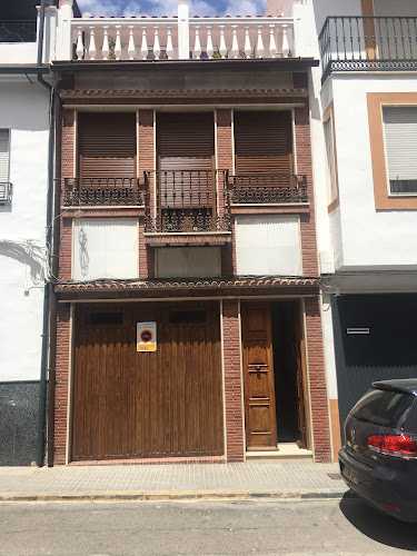 Fotografia tomada fuera de CESVENT VENTANAS DE PVC - Carpintería metálica y de aluminio en Puente Genil, Córdoba