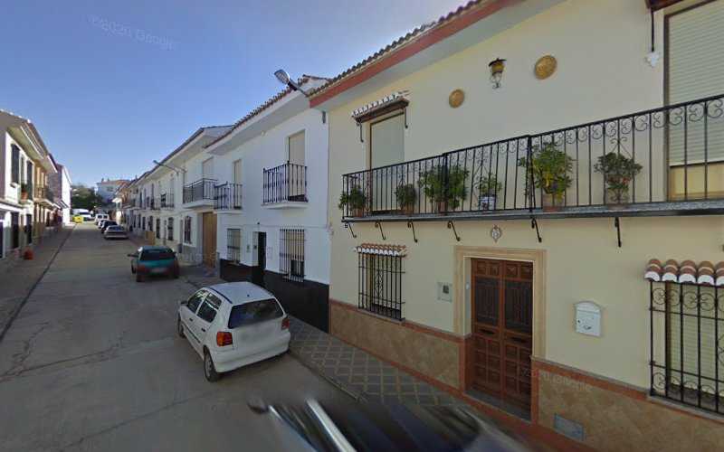 Fotografia tomada fuera de carpinteria Al-andalus - Carpenter en Villanueva del Rosario, Málaga