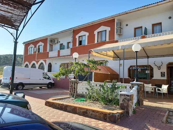 Fotografia tomada fuera de Materiales Luisa - Proveedor de materiales de construcción en Alcaraz, Albacete