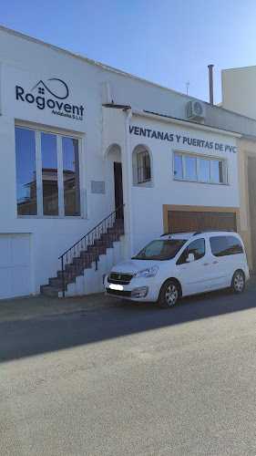 Fotografia tomada fuera de Rogovent Andalucia SLU - Proveedor de ventanas en Alameda, Málaga