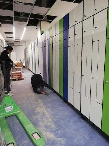 Fotografia tomada fuera de Suministros E Instalaciones De Inmobiliario - Carpintería en Ajalvir, Madrid