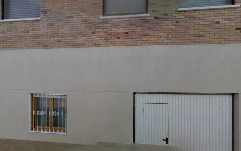 Fotografia tomada fuera de Carpintería Fernández E Hijos S L - Carpintería en Quinto, Zaragoza