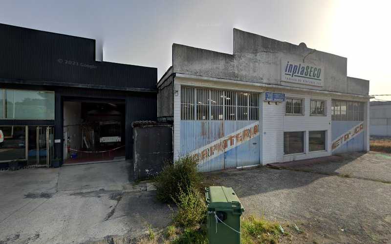 Fotografia tomada fuera de VyP - Carpintería metálica y de aluminio en Outeiro de Rei, Lugo