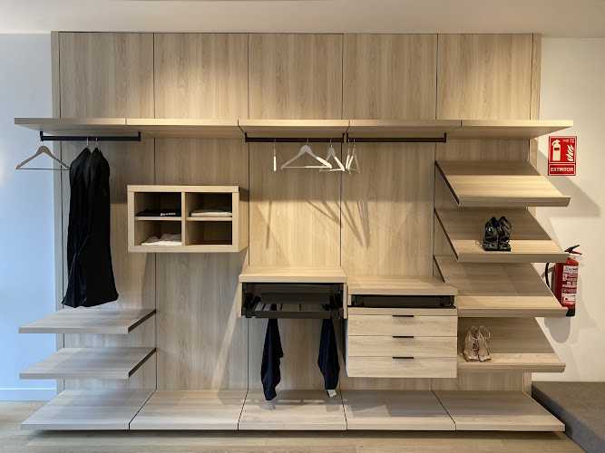 Fotografia tomada fuera de GARAL Reformas - Reformas en A Coruña, A Coruña