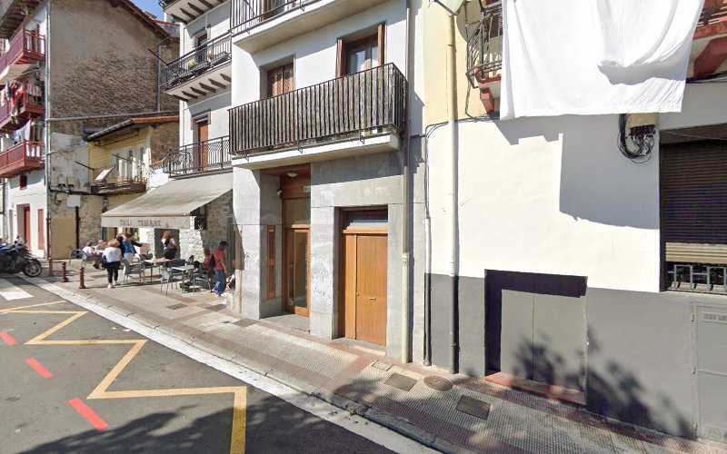 Fotografia tomada fuera de Leiholux Ventanas - Metallarbeiten en Hernani, Guipúzcoa