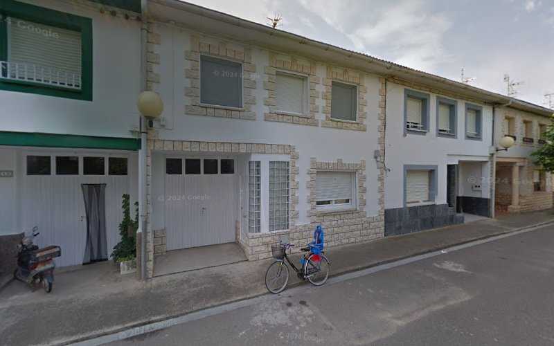 Fotografia tomada fuera de Montajes Pérez Ibáñez S L - Tienda de armarios en Ribaforada, Navarra