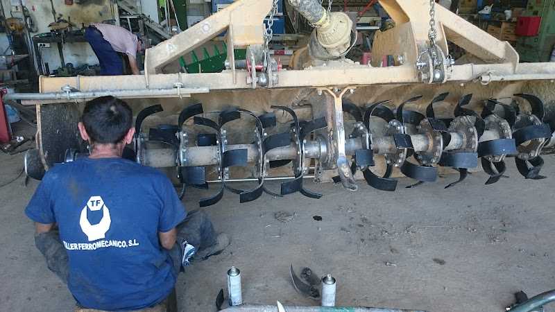 Fotografia tomada fuera de Taller Ferromecánico SL - Carpintería metálica y de aluminio en Ribaforada, Navarra