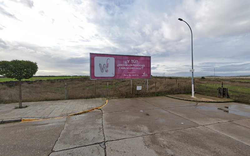 Fotografia tomada fuera de VILLAREJO PINTURAS Y MADERAS - Comercio en Pozoblanco, Córdoba