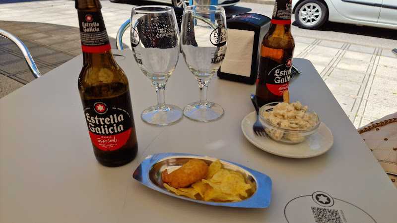 Fotografia tomada fuera de St Louis - bares en Ponferrada, León